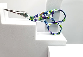 blue stork photo of blue stork scissors